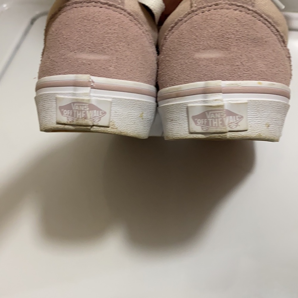 Vans - Picture 3 of 4